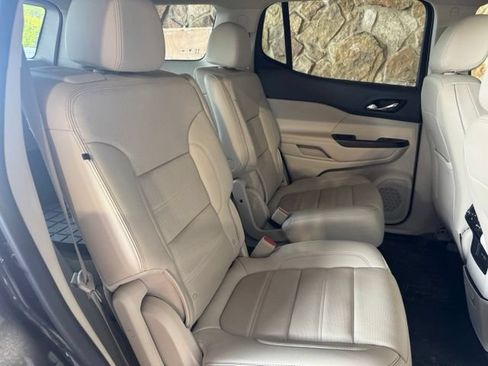 Used 2023 GMC Acadia Denali w/ Denali Ultimate Package AWD/4WD image 28