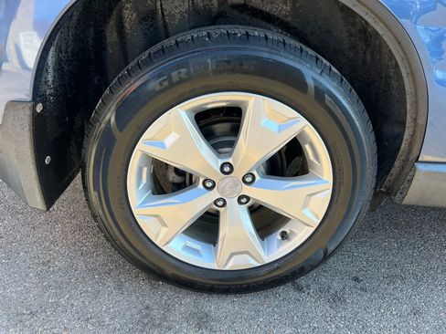 Used 2014 Subaru Forester 2.5i Premium w/ All-Weather Package image 11