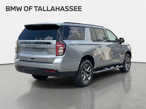 Used 2023 Chevrolet Suburban Z71 w/ Luxury Package AWD/4WD image 6
