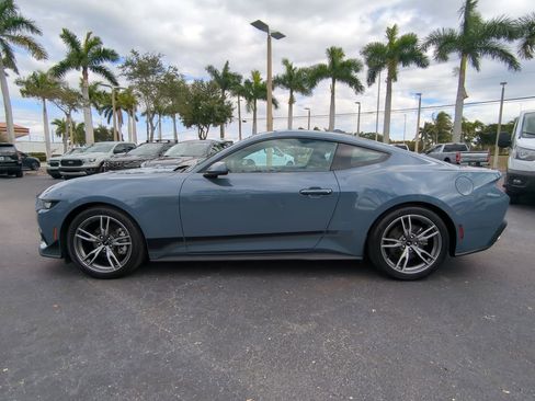 Certified 2024 Ford Mustang Coupe image 7