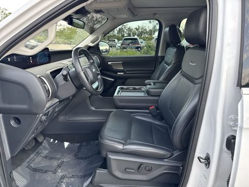 Used 2025 Ford Expedition Max Platinum AWD/4WD image 23