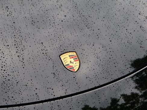Used 2024 Porsche 718 Boxster RWD image 13