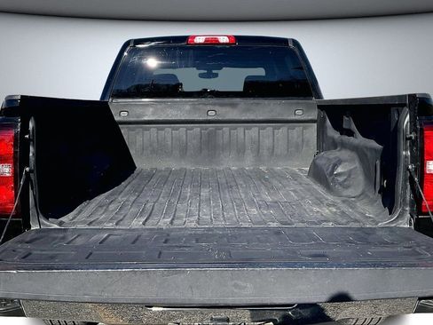 Used 2018 Chevrolet Silverado 1500 LT w/ All Star Edition image 8