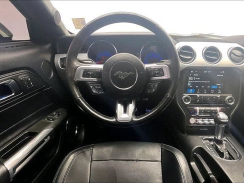 Used 2016 Ford Mustang GT Premium w/ Equipment Group 401A RWD image 4