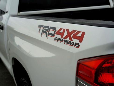 Used 2019 Toyota Tundra SR5 w/ TRD Off Road Package image 10