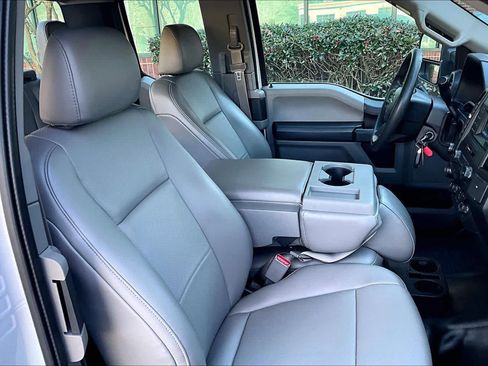 Used 2016 Ford F150 XL w/ Equipment Group 101A Mid image 8