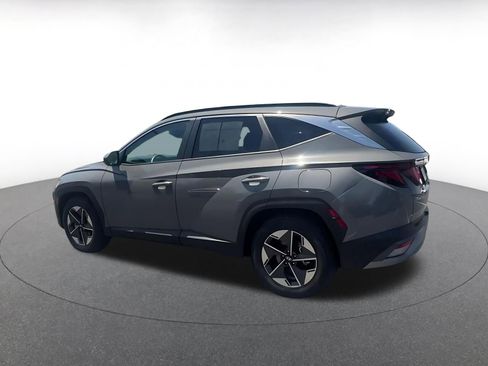 Used 2025 Hyundai Tucson SEL FWD image 10