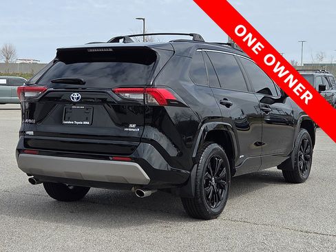 Used 2022 Toyota RAV4 SE image 5