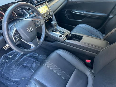 Used 2018 Honda Civic Sport Touring image 7