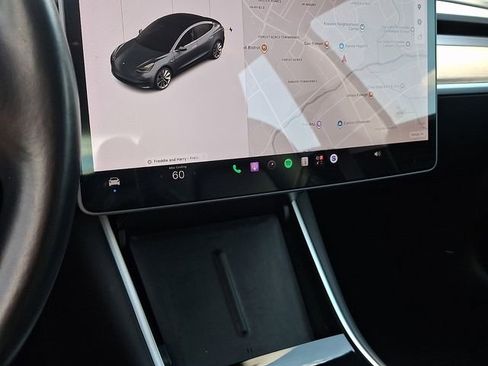 Used 2018 Tesla Model 3 Long Range AWD/4WD image 17