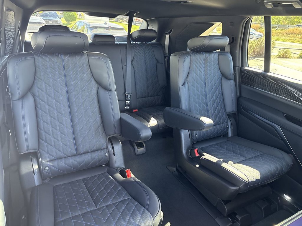 Used 2026 Cadillac Escalade IQ Sport 1 w/ LPO, Floor Liner Package AWD/4WD image 32
