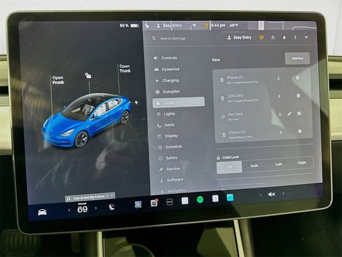 Used 2019 Tesla Model 3 Standard Range image 24