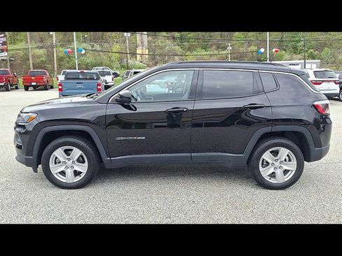 Used 2022 Jeep Compass Latitude AWD/4WD image 5