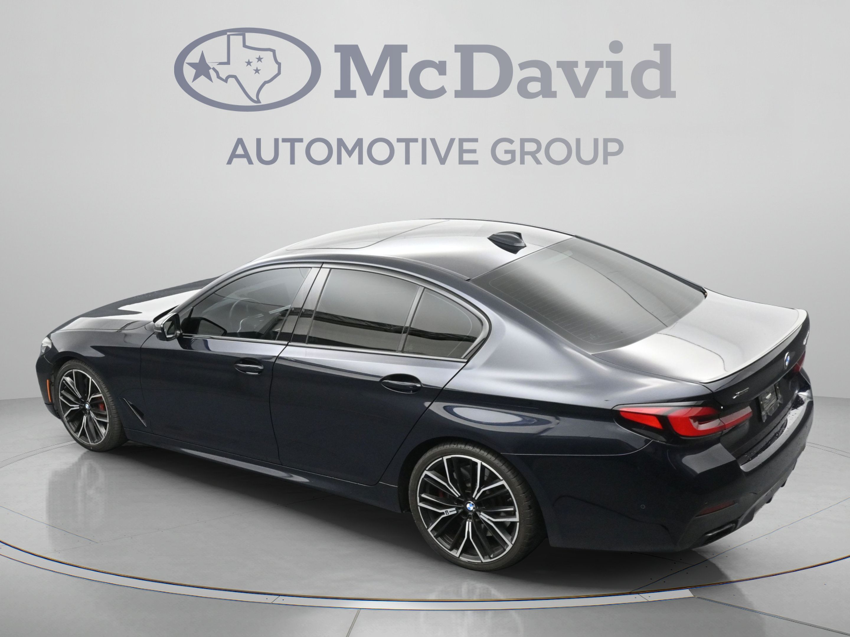 Used 2022 BMW M550i xDrive w/ Dynamic Handling Package AWD/4WD image 37