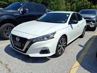Used 2020 Nissan Altima 2.5 SR w/ Premium Package AWD/4WD video 1