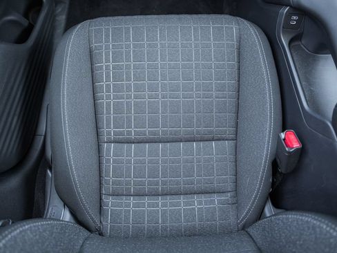 Used 2025 Honda HR-V LX image 27