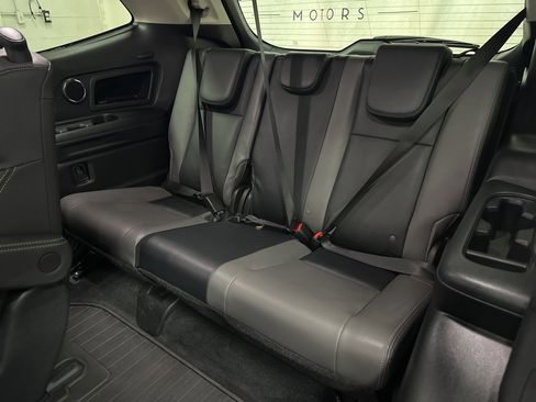 Used 2023 Subaru Ascent Onyx Edition Limited image 23