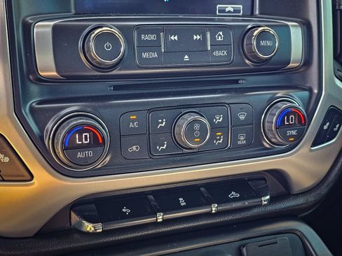 Used 2018 GMC Sierra 1500 SLT AWD/4WD image 27