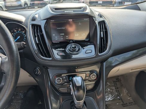 Used 2014 Ford Escape Titanium image 22