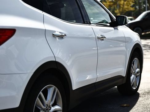 Used 2015 Hyundai Santa Fe Sport 2.0T w/ Option Group 05 FWD image 8