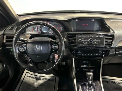Used 2016 Honda Accord Sport image 14