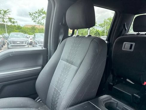 Used 2018 Ford F150 XLT w/ Equipment Group 302A Luxury AWD/4WD image 11