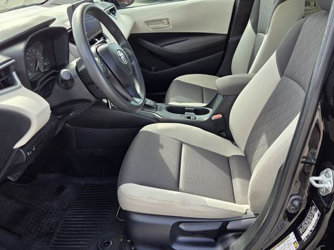 Certified 2023 Toyota Corolla LE image 4