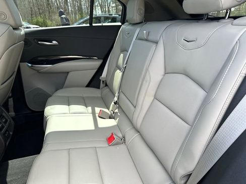 Used 2023 Cadillac XT4 Premium Luxury AWD/4WD image 23