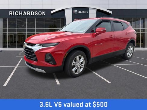 Used 2020 Chevrolet Blazer LT FWD image 3