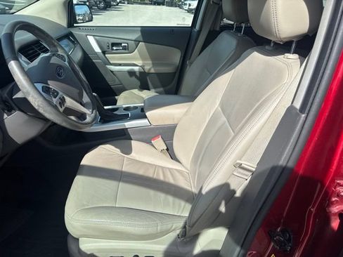 Used 2013 Ford Edge SEL FWD image 9