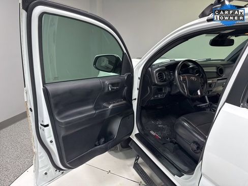 Used 2019 Toyota Tacoma TRD Pro w/ Desert Air Intake Package image 6