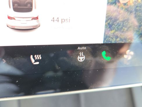 Used 2021 Tesla Model 3 Performance image 24