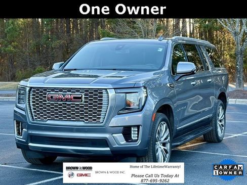 Used 2021 GMC Yukon XL Denali image 1