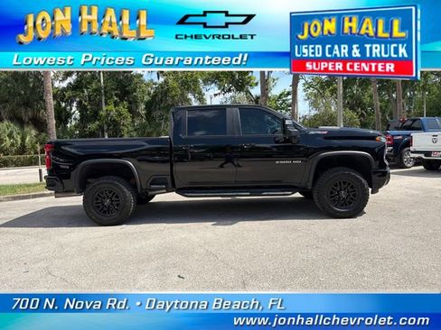 Used 2024 Chevrolet Silverado 2500 ZR2 w/ Technology Package AWD/4WD image 18