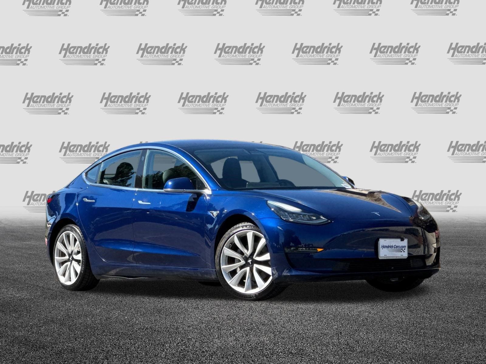Used 2018 Tesla Model 3 Long Range RWD image 2