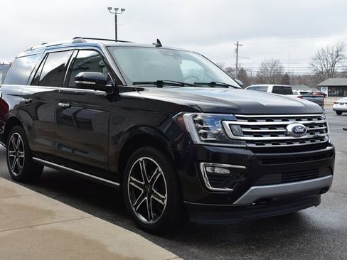 Used 2021 Ford Expedition Limited image 6