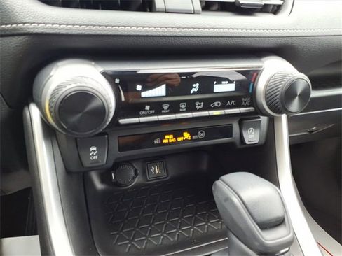 Used 2023 Toyota RAV4 LE image 18