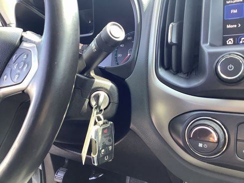 Used 2019 Chevrolet Colorado Z71 image 16