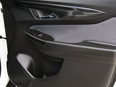 Used 2024 Chevrolet TrailBlazer LS image 15