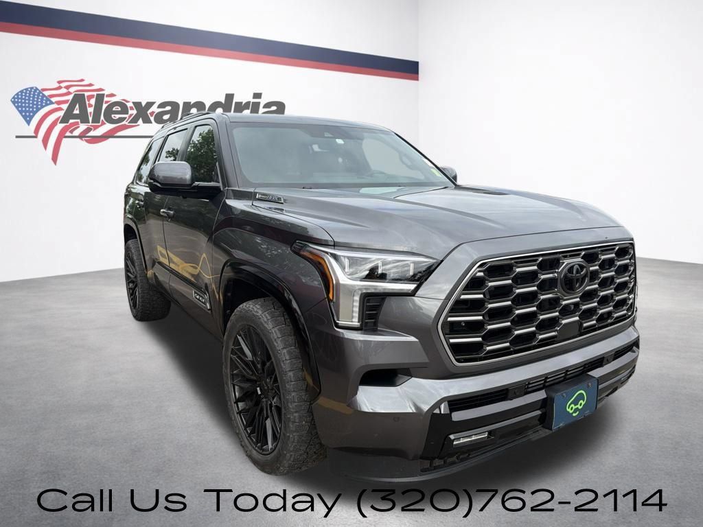 Used 2026 Toyota Sequoia Platinum AWD/4WD image 3