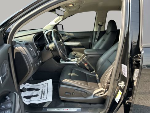 Used 2022 Chevrolet Colorado ZR2 AWD/4WD image 13