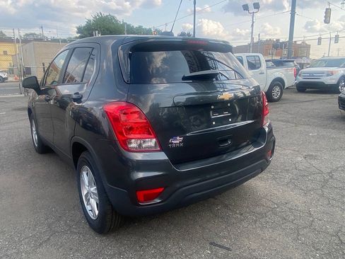 Used 2020 Chevrolet Trax LS w/ Tint and Cruise Package FWD image 12