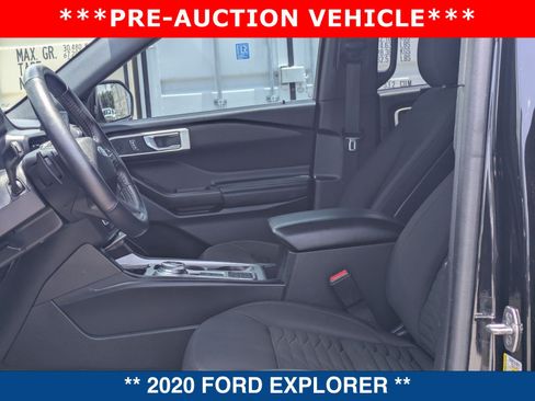 Used 2020 Ford Explorer XLT RWD image 23