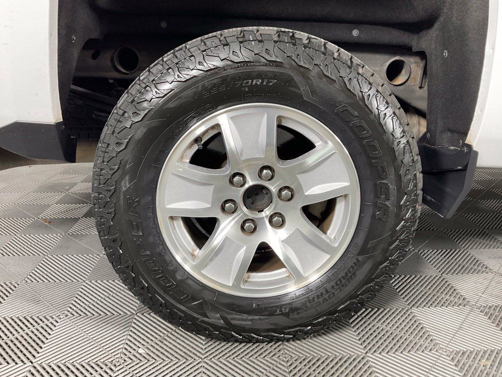 Used 2019 Chevrolet Silverado 1500 LT RWD image 10