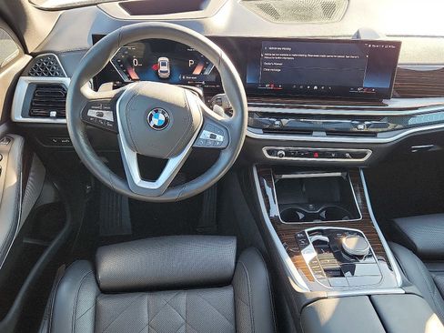 Certified 2025 BMW X5 xDrive40i w/ Premium Package AWD/4WD image 11