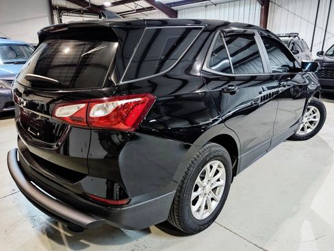 Used 2020 Chevrolet Equinox LS image 8