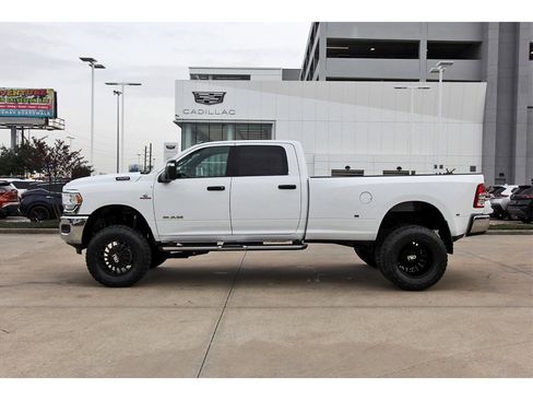 Used 2024 RAM 3500 Big Horn image 3