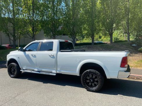Used 2011 RAM 2500 Laramie w/ Cold Weather Group AWD/4WD image 7