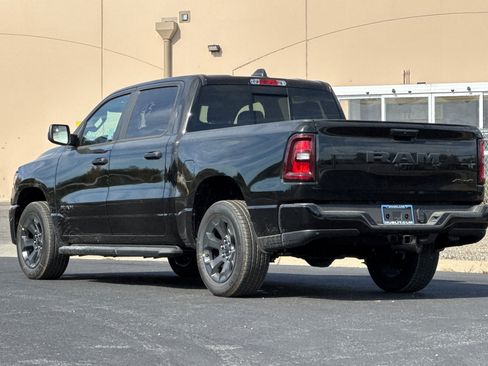 New 2026 RAM 1500 Express AWD/4WD image 5