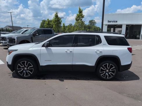 Used 2019 GMC Acadia SLT w/ Black Edition AWD/4WD image 2